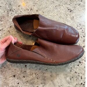 Born Mens Brown Leather Slip On Loafers Hand Crafted Shoes M6694 Size 10.5